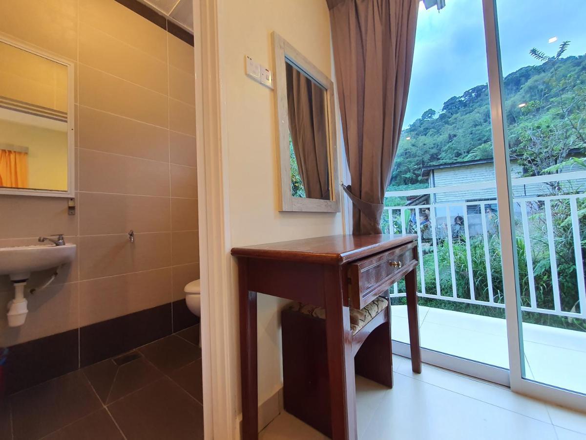 Fathers Guesthouse Bungalow Cameron Highlands Kültér fotó